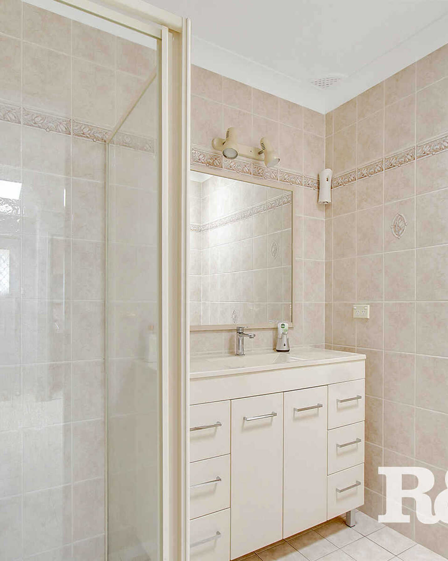 4 Villiers Place Oxley Park, Park - Thumbnail 6