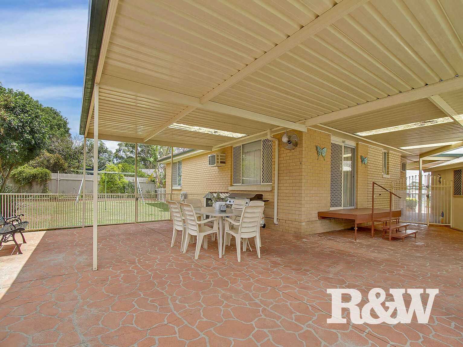 4 Villiers Place Oxley Park 4 Villiers Place Oxley Park