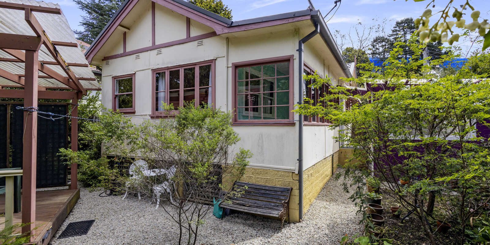 46 Taylor Avenue Wentworth Falls 46 Taylor Avenue Wentworth Falls