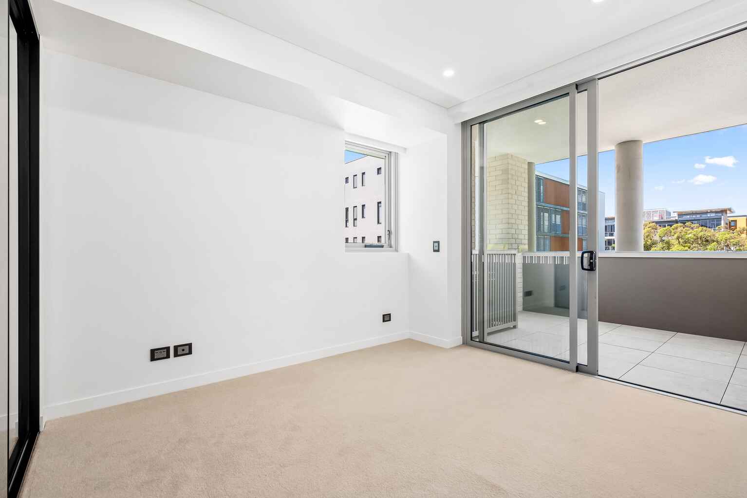 A503/8 Mentmore Avenue Rosebery A503/8 Mentmore Avenue Rosebery