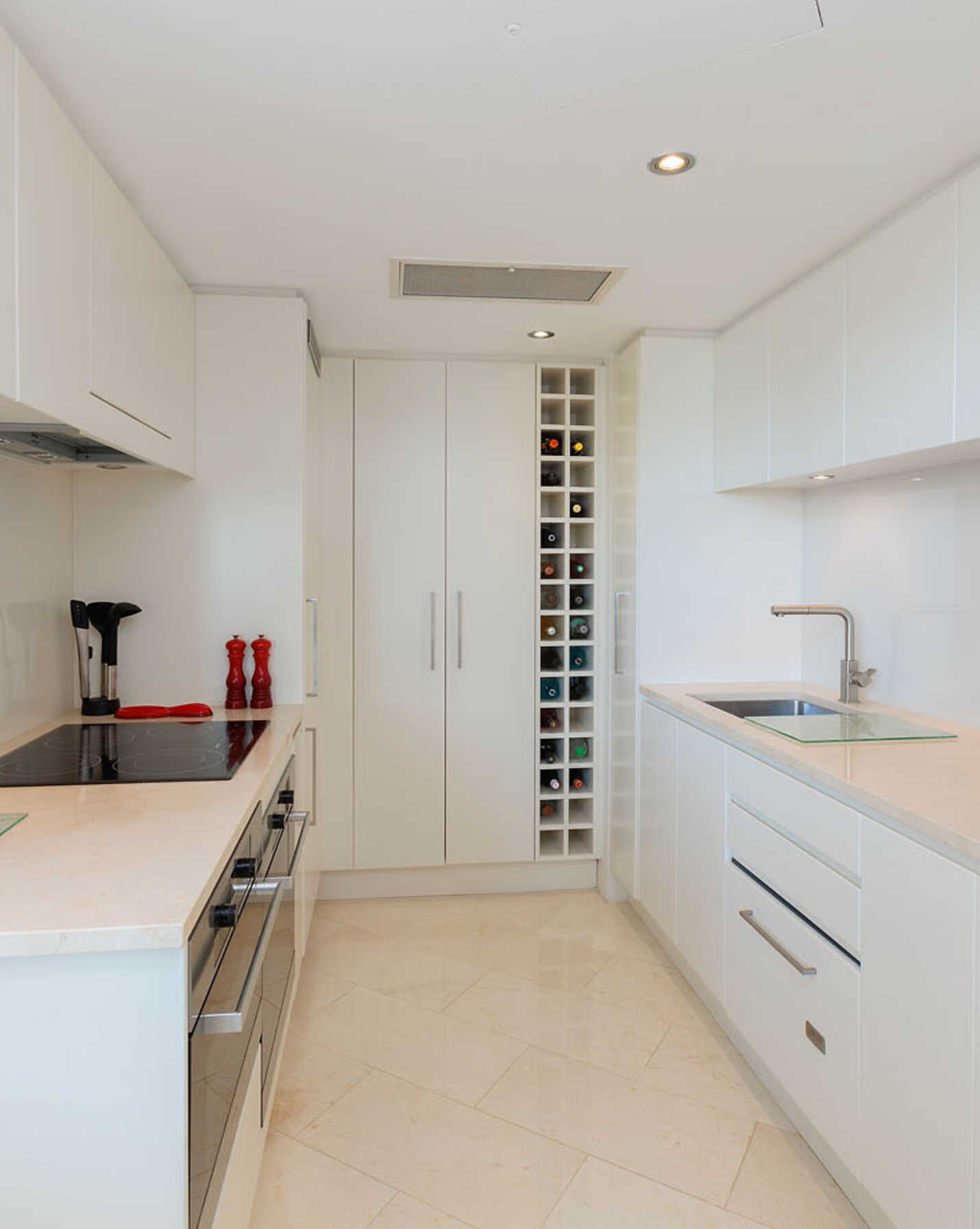 43/8 Greenknowe Avenue Elizabeth Bay, Bay - Thumbnail 8