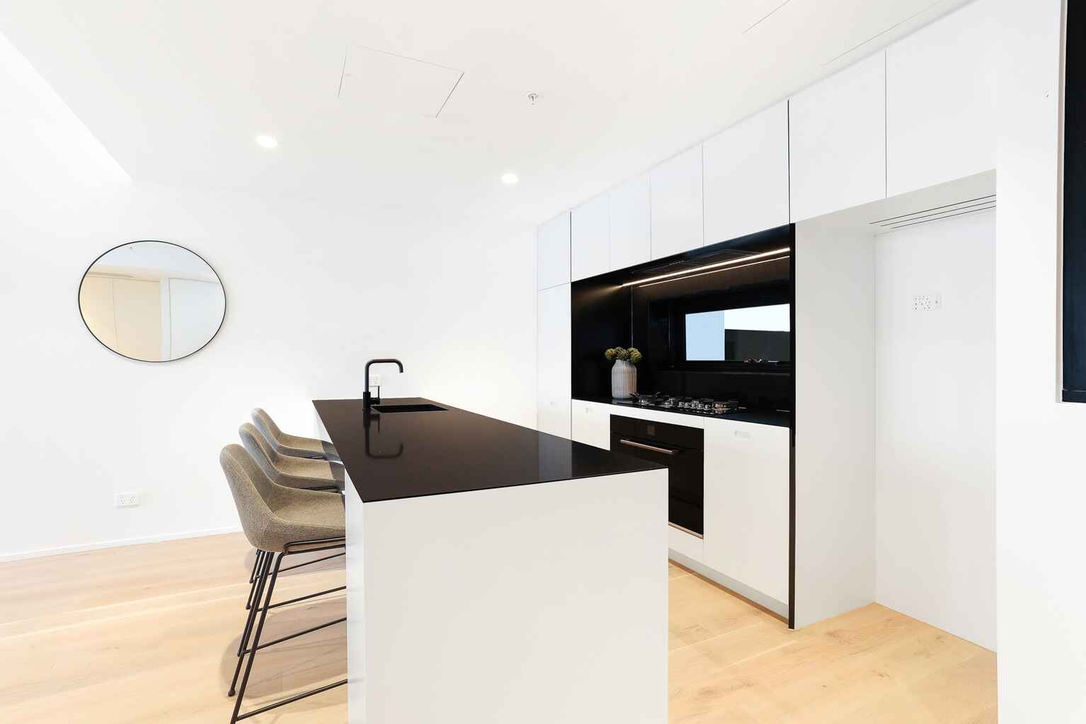 3 beds/32-42 Spring Street Bondi Junction 3 beds/32-42 Spring Street Bondi Junction