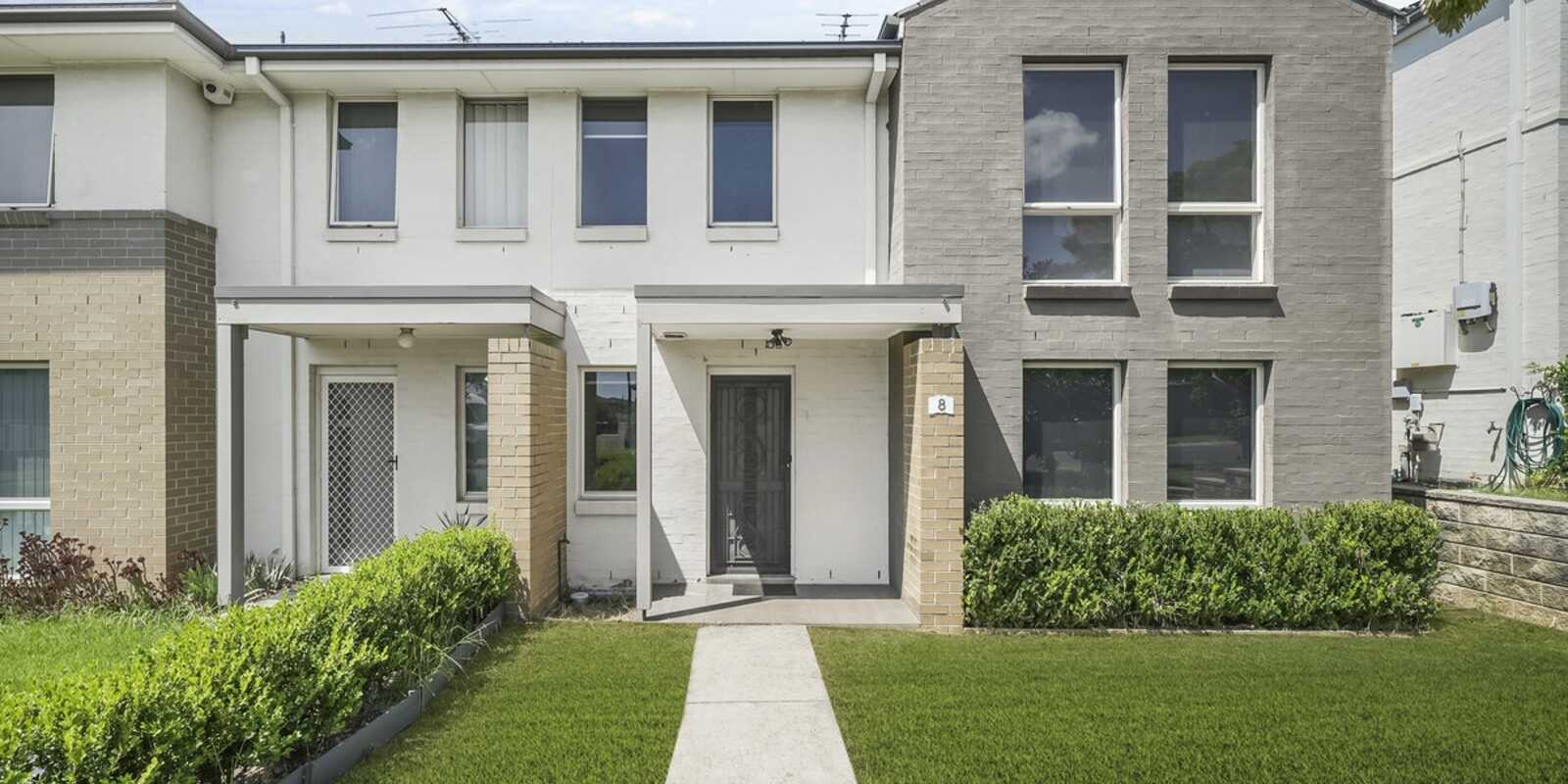 8 Paperbark Drive Woodcroft 8 Paperbark Drive Woodcroft