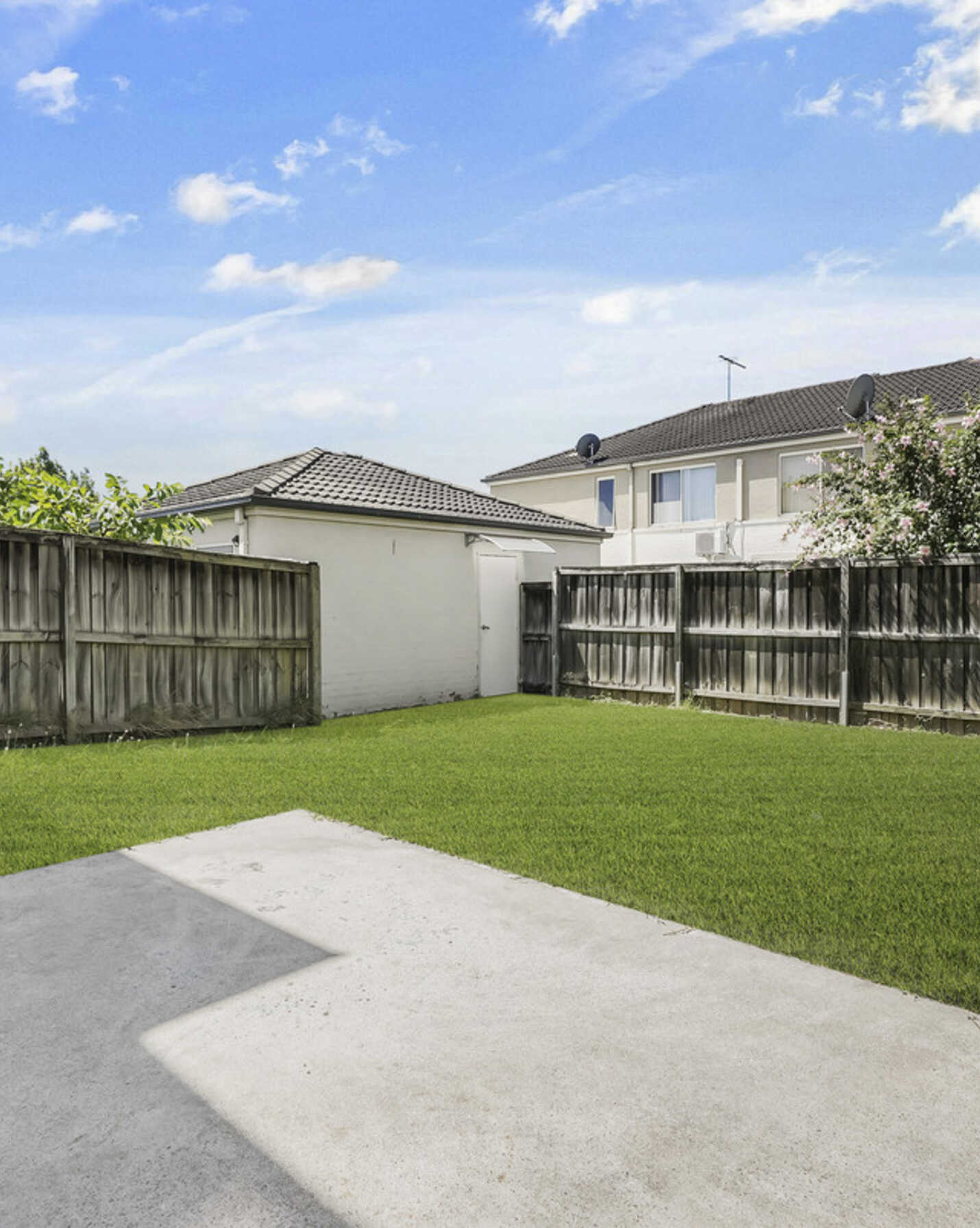 8 Paperbark Drive Woodcroft, Woodcroft - Thumbnail 8