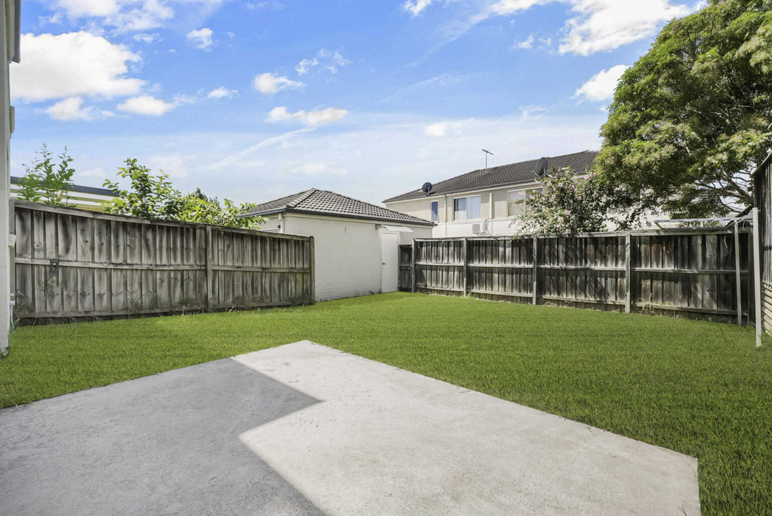8 Paperbark Drive Woodcroft 8 Paperbark Drive Woodcroft