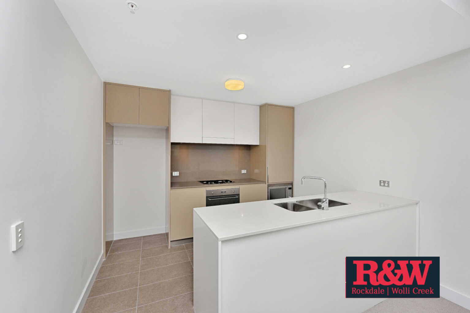 1005/20 Brodie Spark Drive Wolli Creek 1005/20 Brodie Spark Drive Wolli Creek