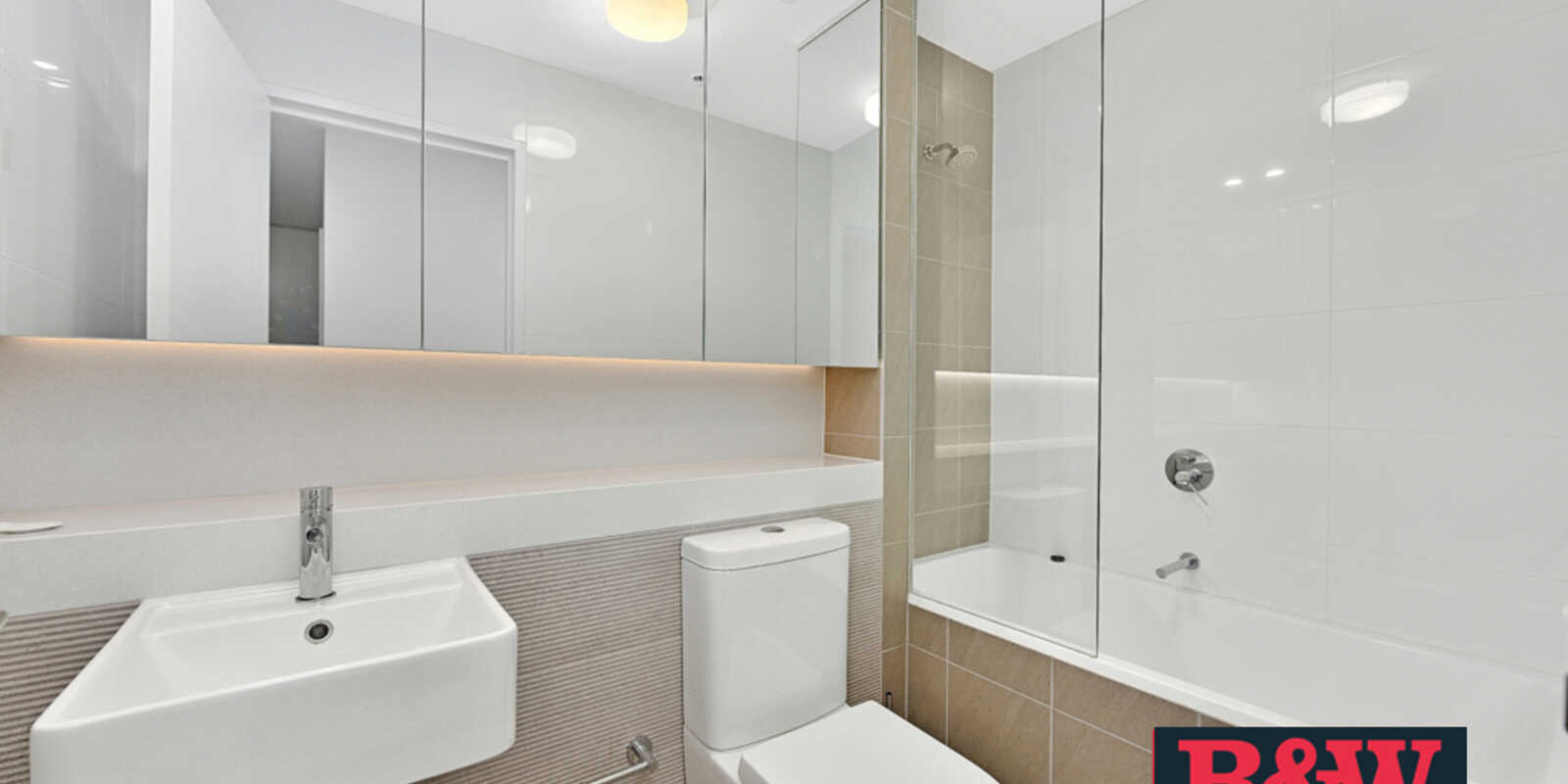 1005/20 Brodie Spark Drive Wolli Creek 1005/20 Brodie Spark Drive Wolli Creek