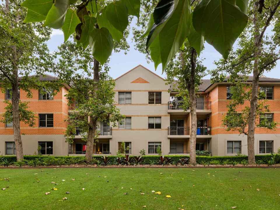 19/8 Williams Parade Dulwich Hill