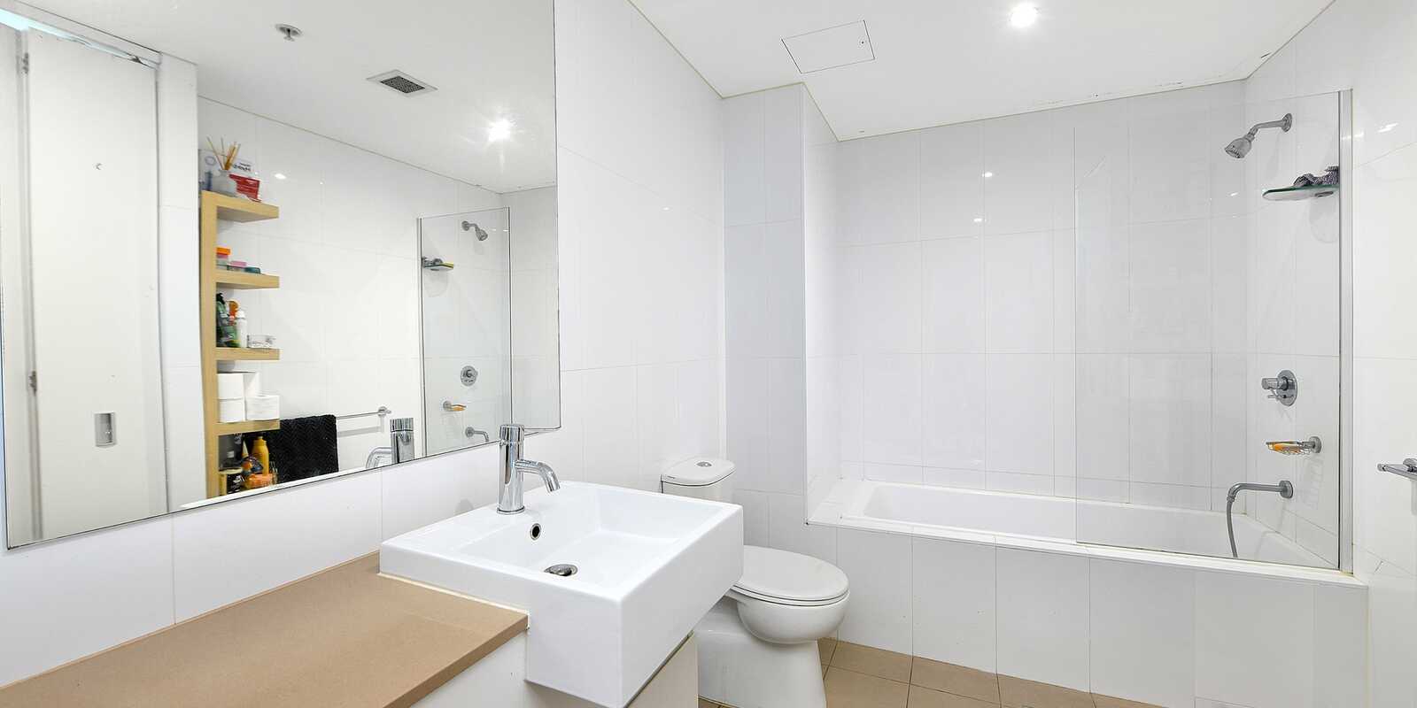 806/12 Brodie Spark Drive Wolli Creek 806/12 Brodie Spark Drive Wolli Creek