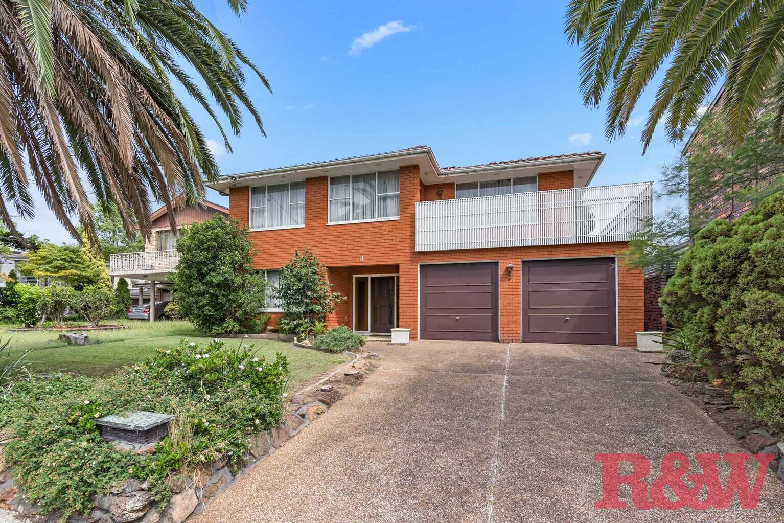 11 SUMMIT PLACE Strathfield