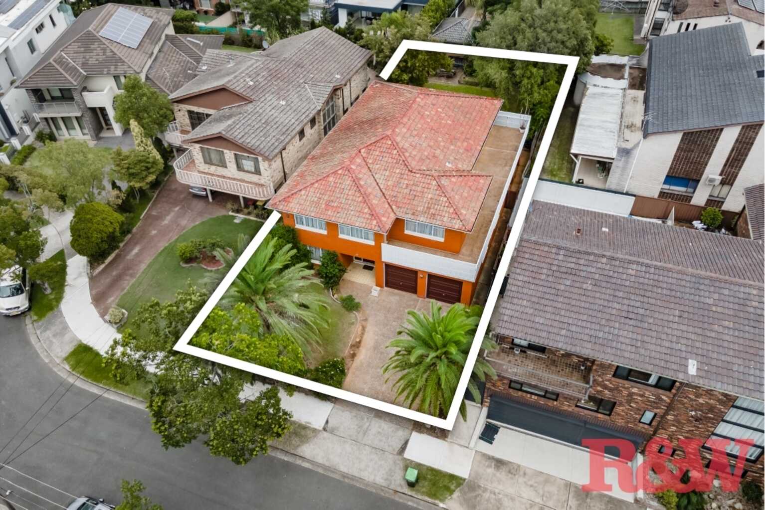 11 SUMMIT PLACE Strathfield