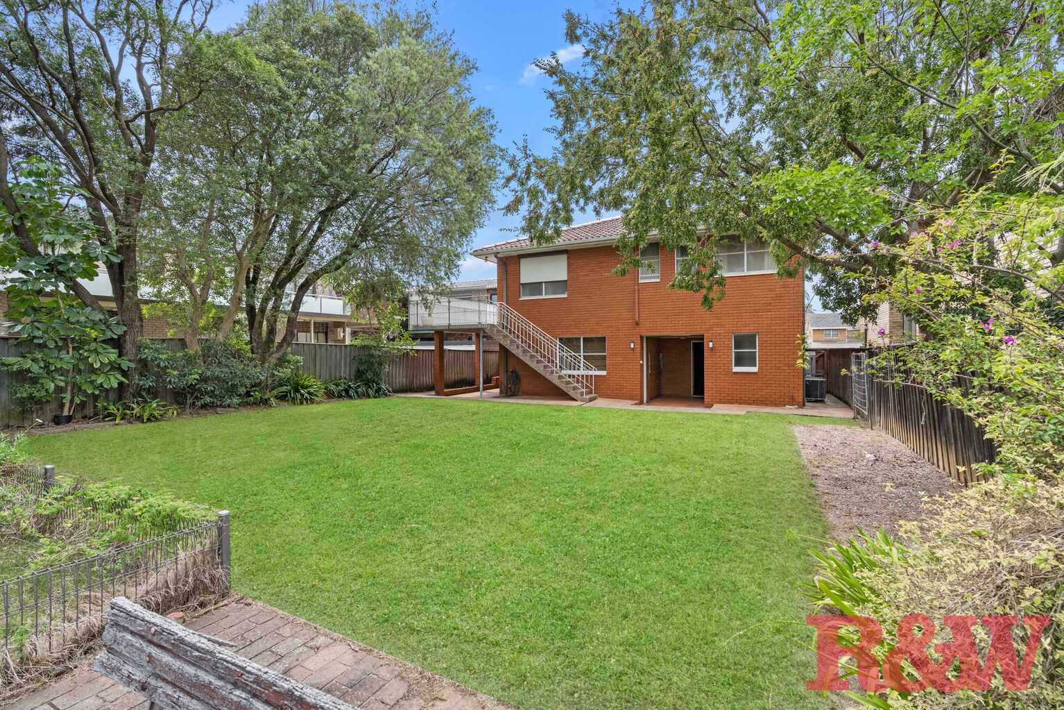 11 SUMMIT PLACE Strathfield