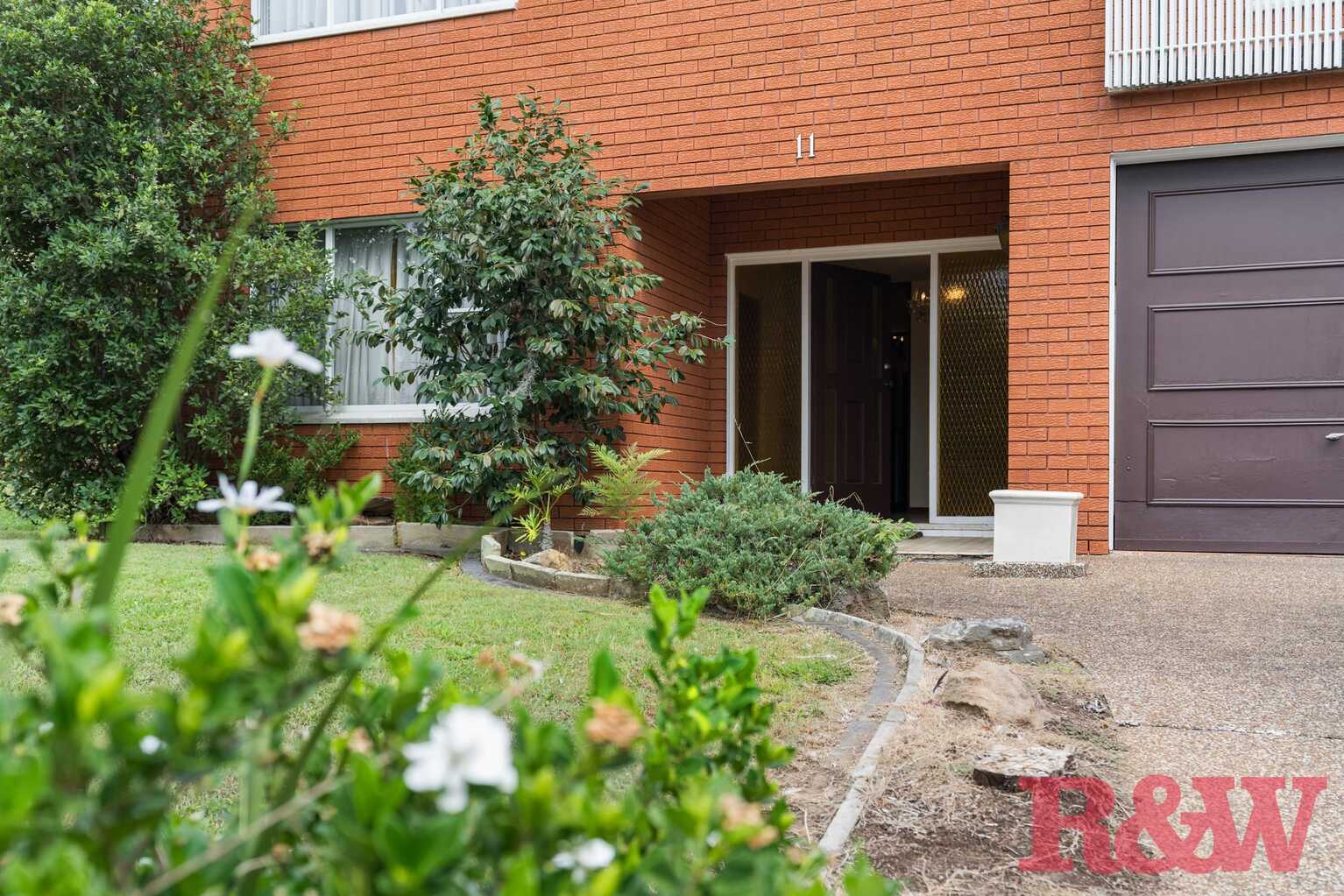 11 SUMMIT PLACE Strathfield