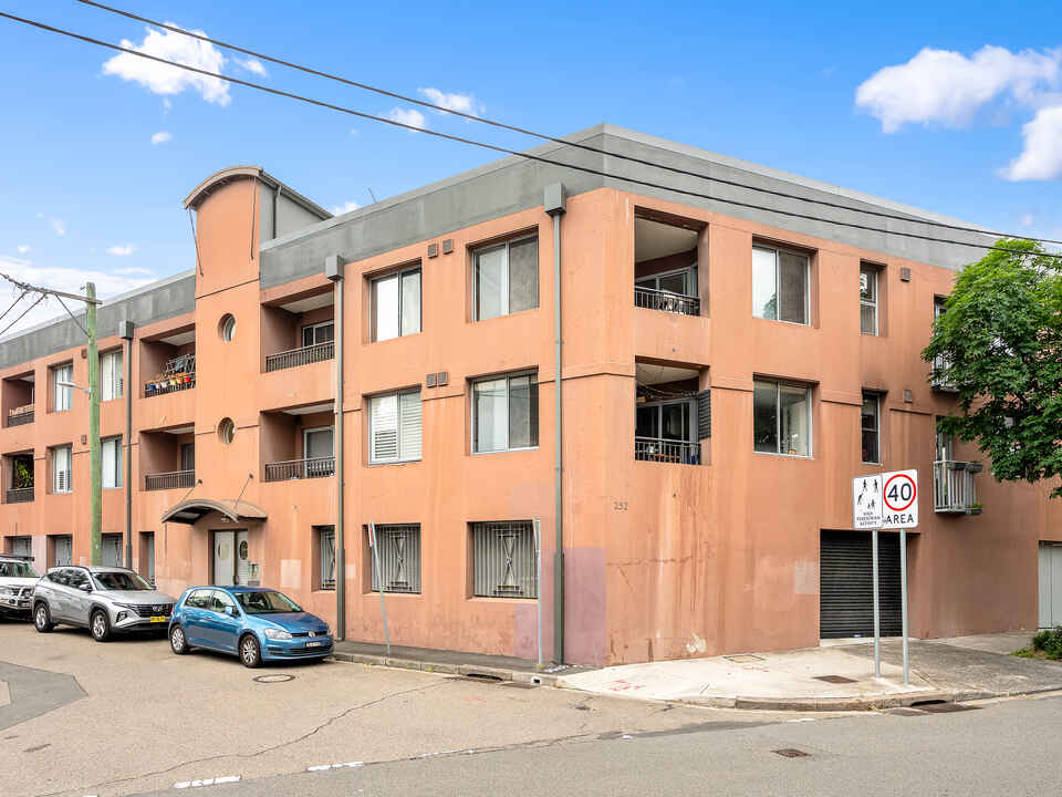 15/252 Abercrombie Street Redfern