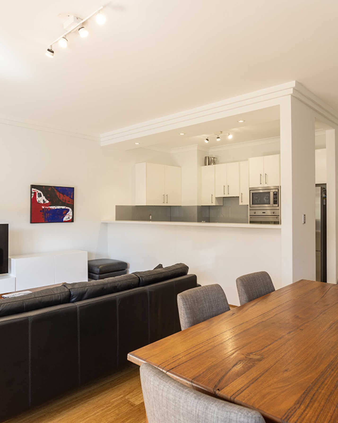 11/267 Miller Street North Sydney, Sydney - Thumbnail 2