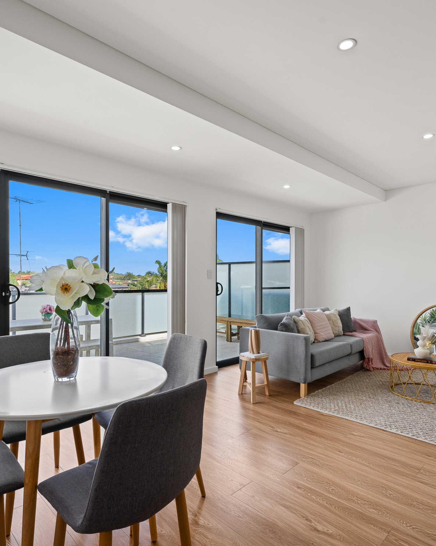 205/2A Cooks Avenue Canterbury, Canterbury - Thumbnail 2