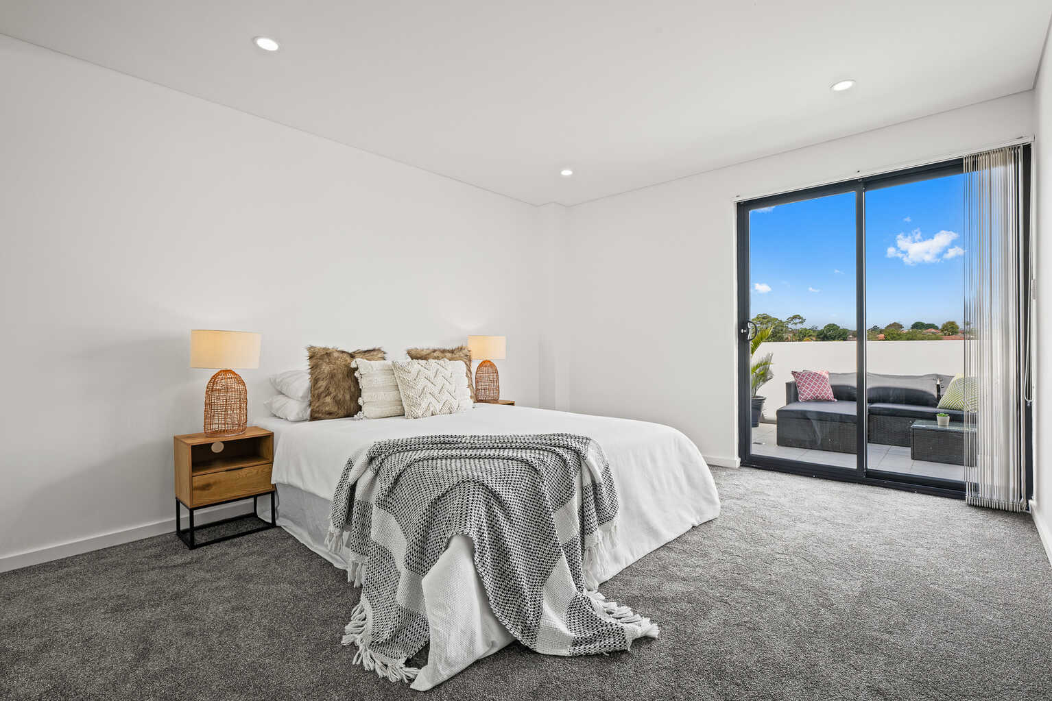 205/2A Cooks Avenue Canterbury 205/2A Cooks Avenue Canterbury