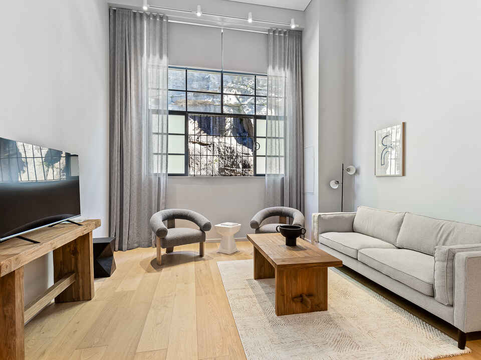 6/48-64 Wentworth Park Road Glebe