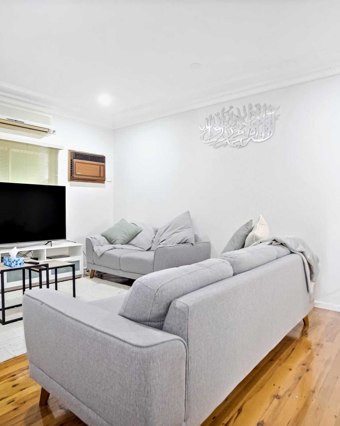 3 Studley Street, Carramar, Carramar - Thumbnail 4