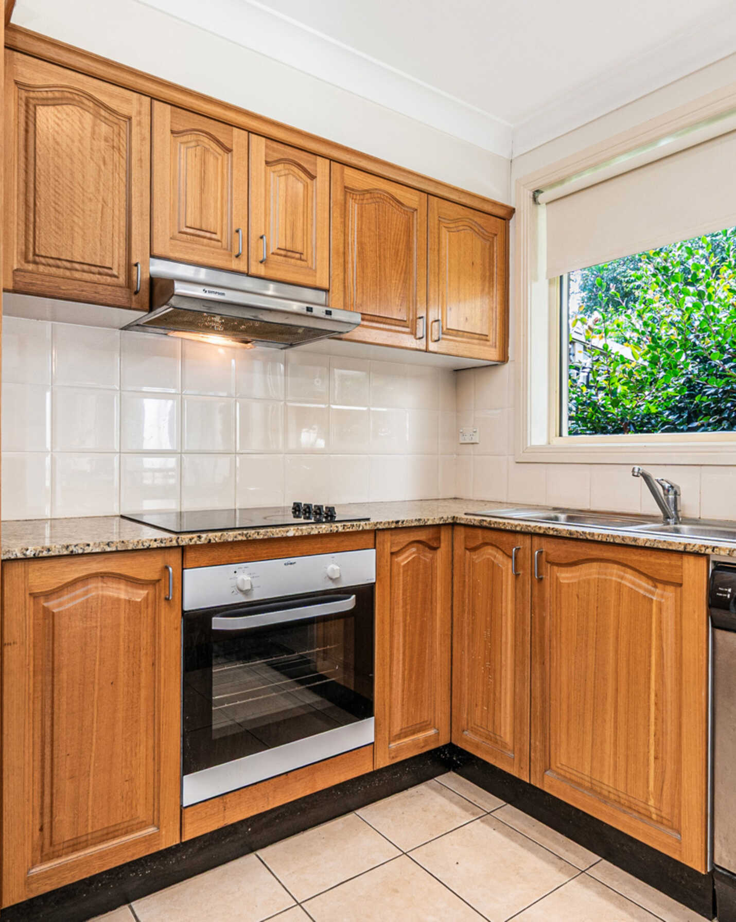 7/4-8 Kerrs Road Castle Hill, Hill - Thumbnail 5