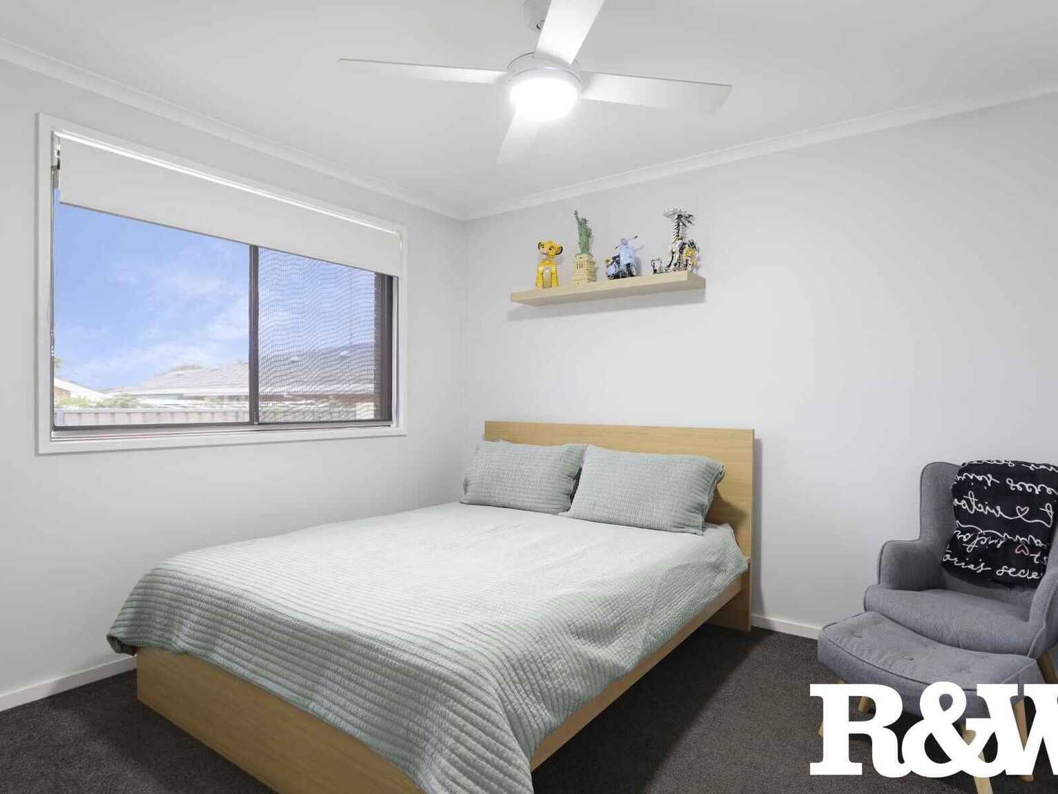 13 Kala Circuit St Clair 13 Kala Circuit St Clair