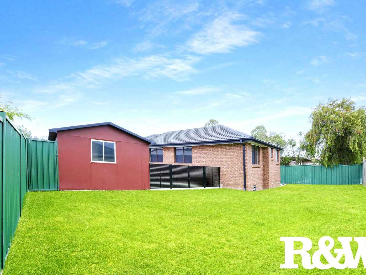 13 Kala Circuit St Clair 13 Kala Circuit St Clair