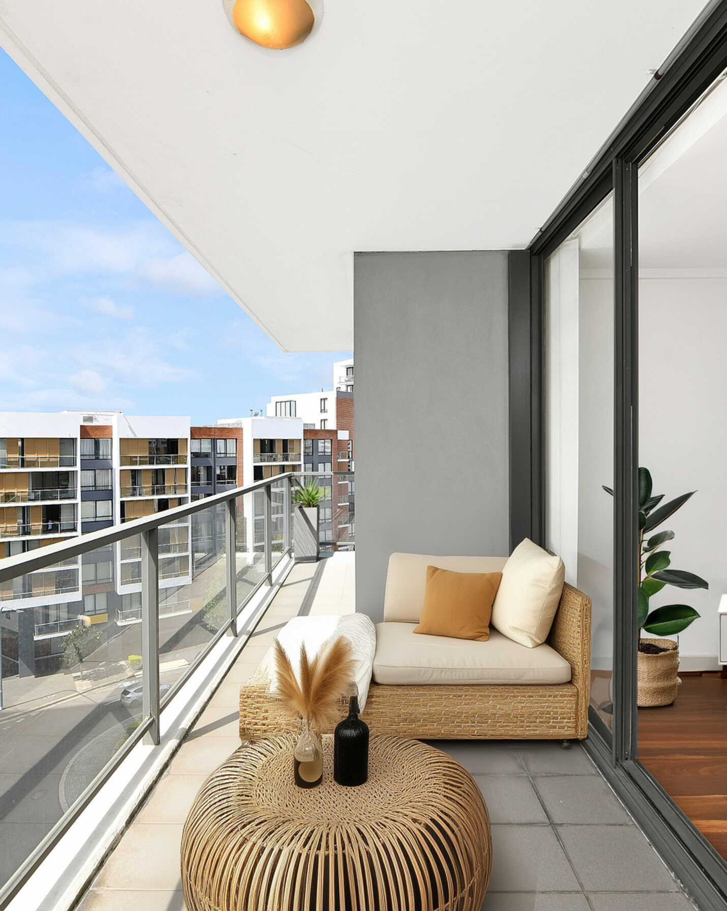 605/35A Arncliffe Street Wolli Creek, Creek - Thumbnail 3