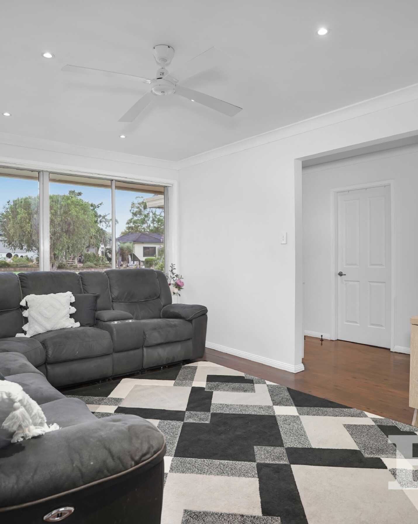 10 Macquarie Avenue Leumeah, Leumeah - Thumbnail 2