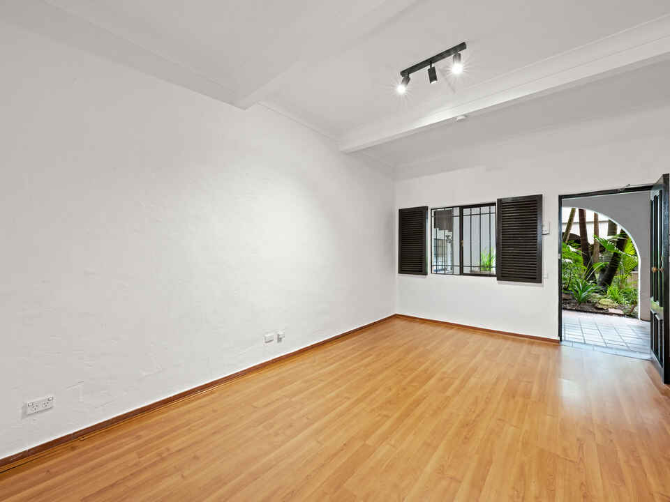 5/8 Phillip Street Redfern