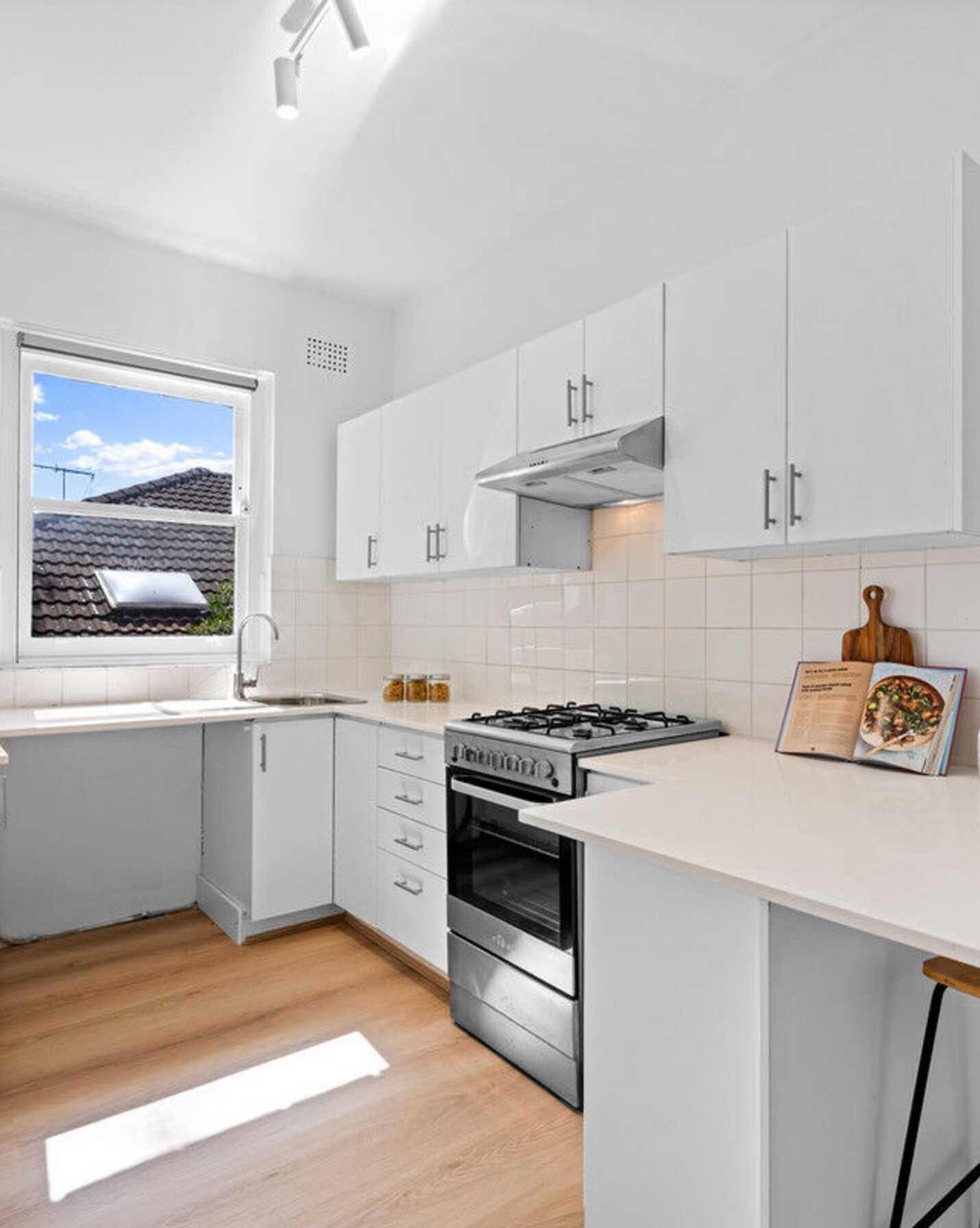 6/45 Francis Street Bondi Beach, Beach - Thumbnail 2