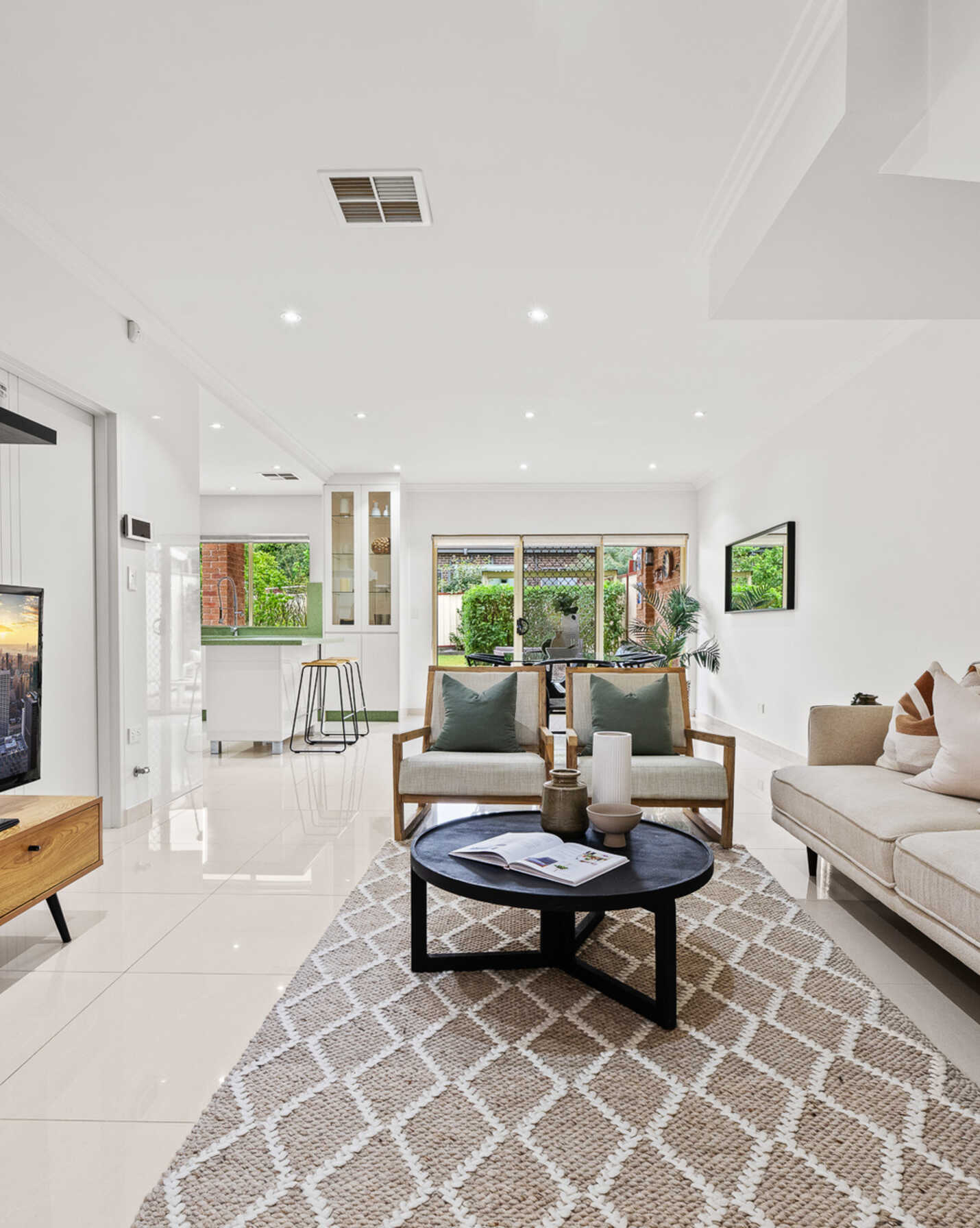 13A Onslow Street Canterbury, Canterbury - Thumbnail 8