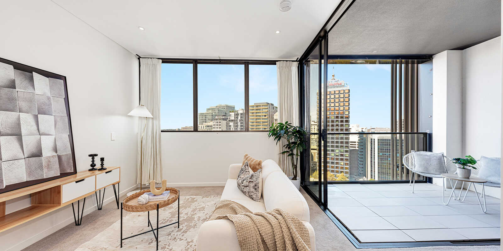 1615/211 Pacific Highway North Sydney 1615/211 Pacific Highway North Sydney