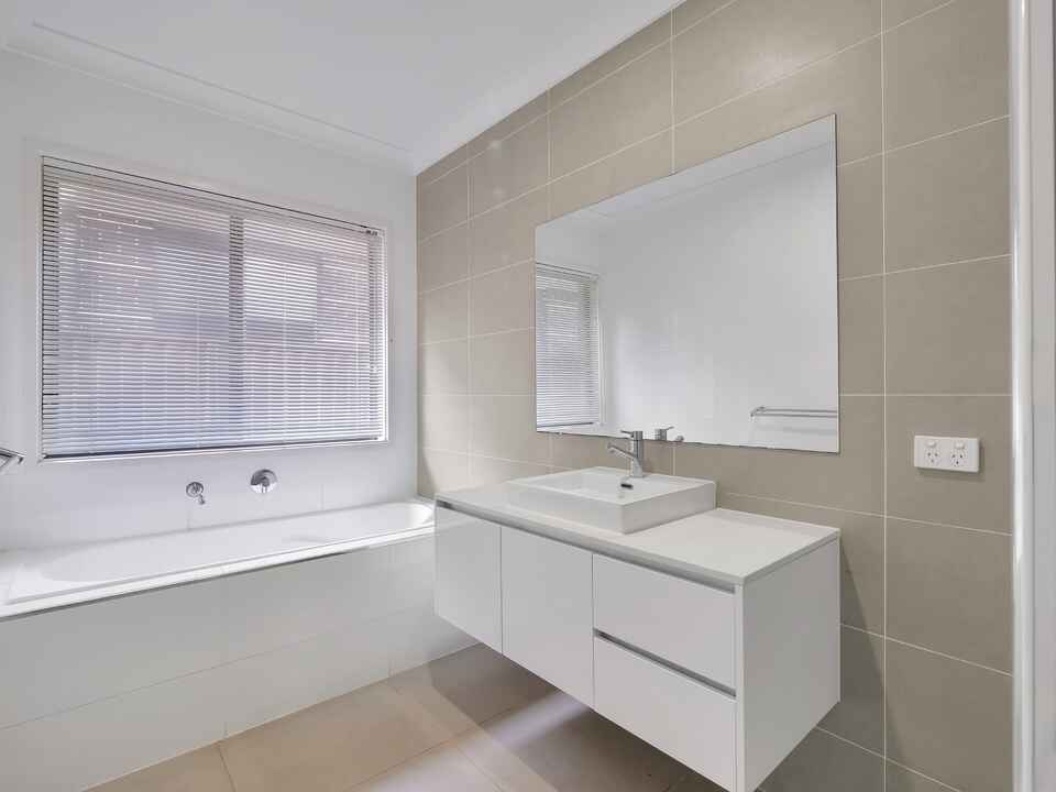 17 Willunga Street Gledswood Hills