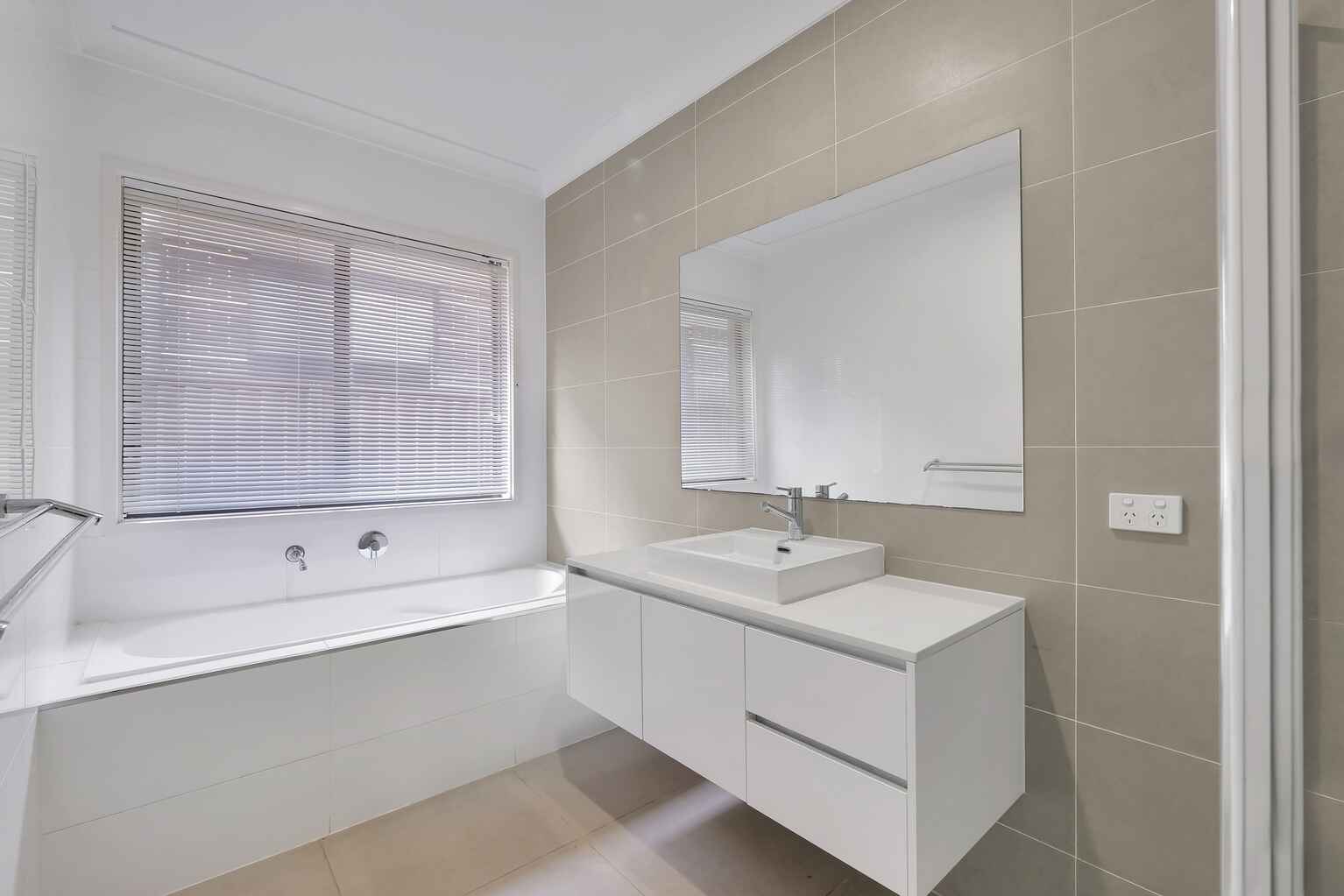 17 Willunga Street Gledswood Hills