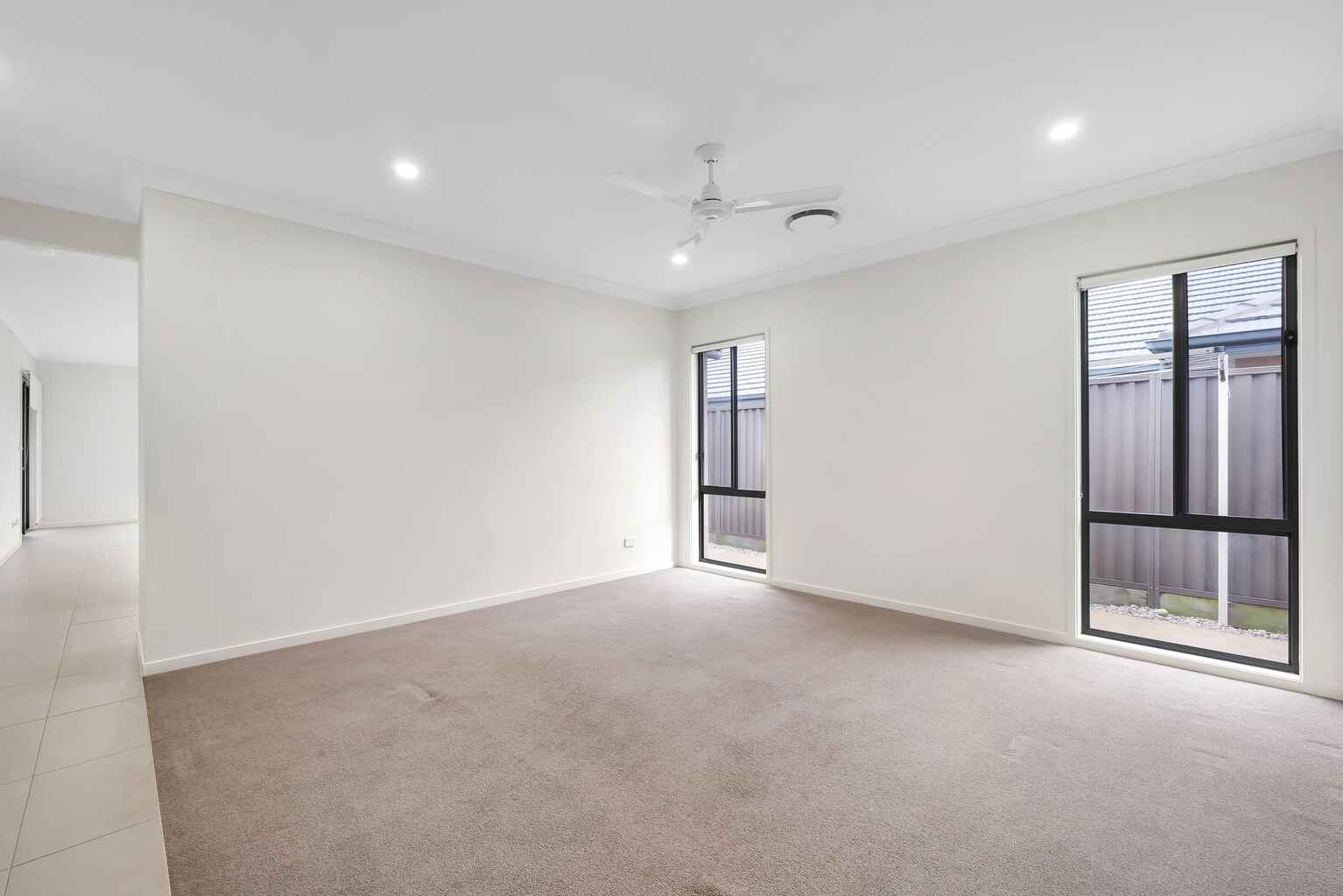 17 Willunga Street Gledswood Hills