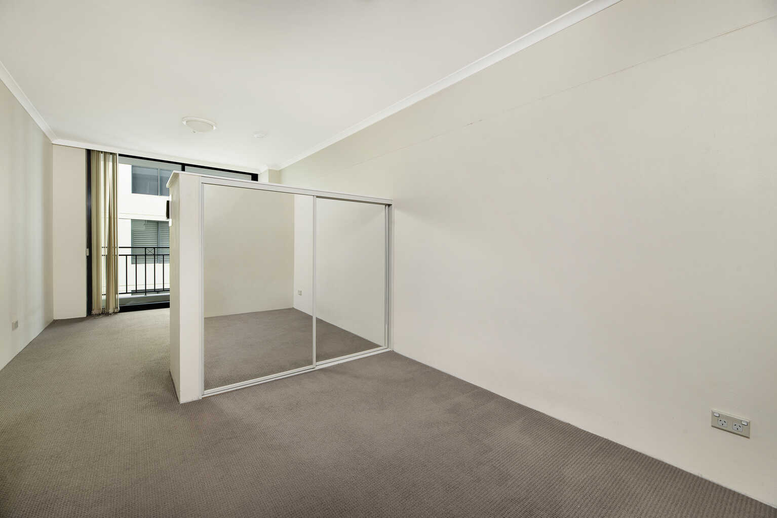 55/237 Miller Street North Sydney 55/237 Miller Street North Sydney