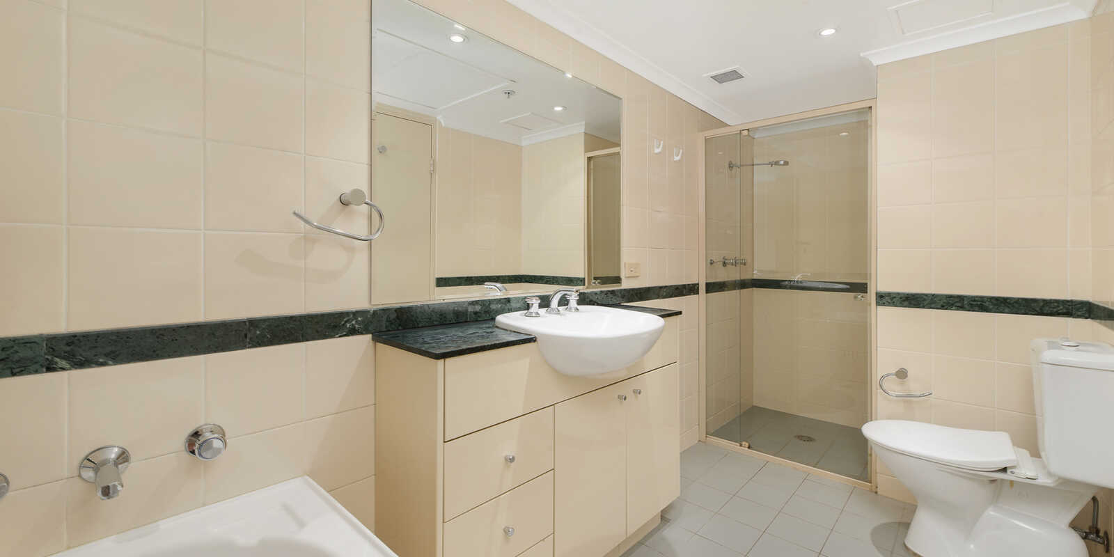 55/237 Miller Street North Sydney 55/237 Miller Street North Sydney