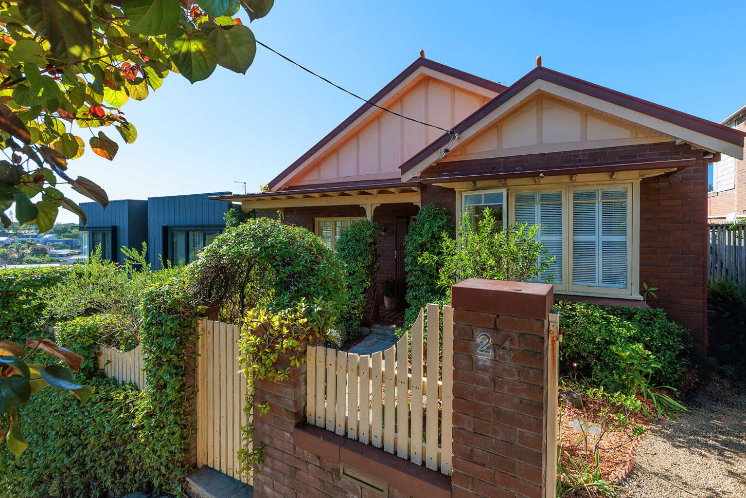 24 Douglas Street Clovelly 24 Douglas Street Clovelly