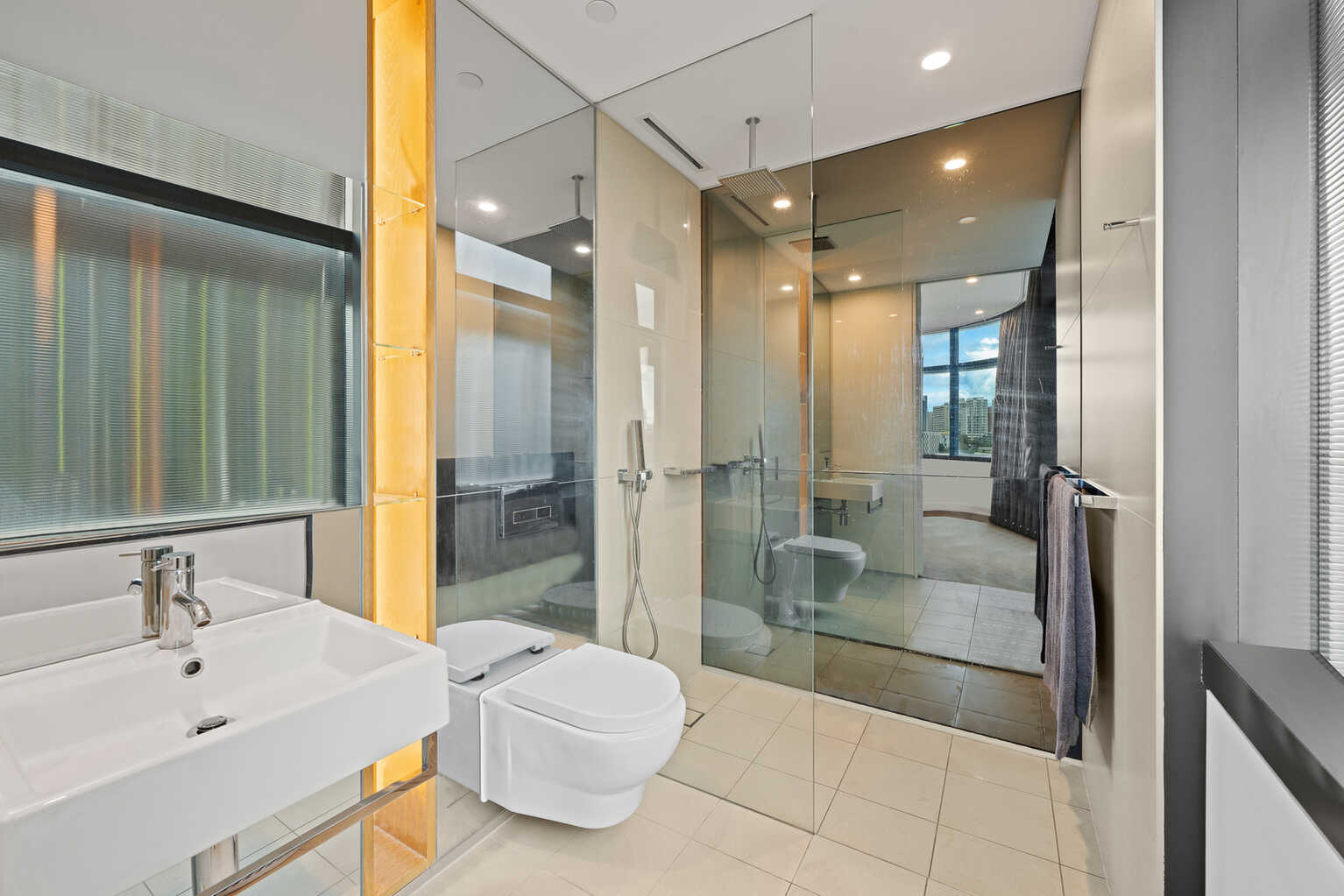 1203/1 Chippendale Way Chippendale