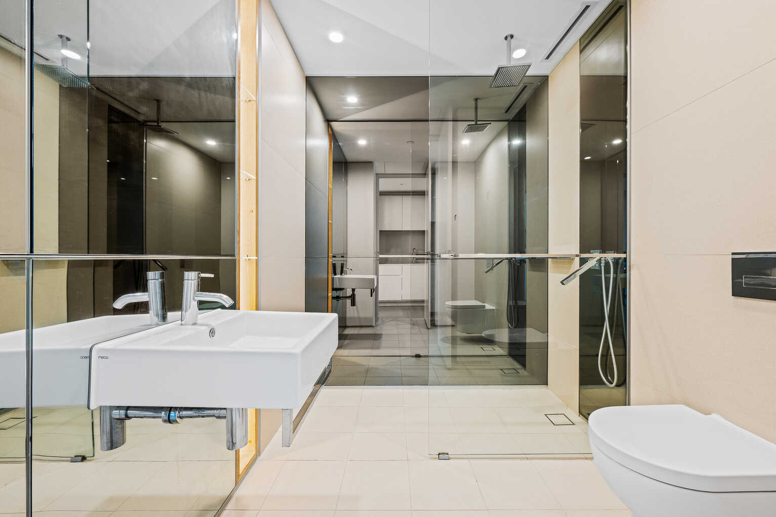 1203/1 Chippendale Way Chippendale