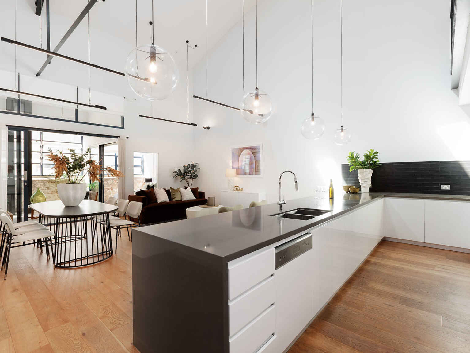 702/46-48 Riley Street Woolloomooloo