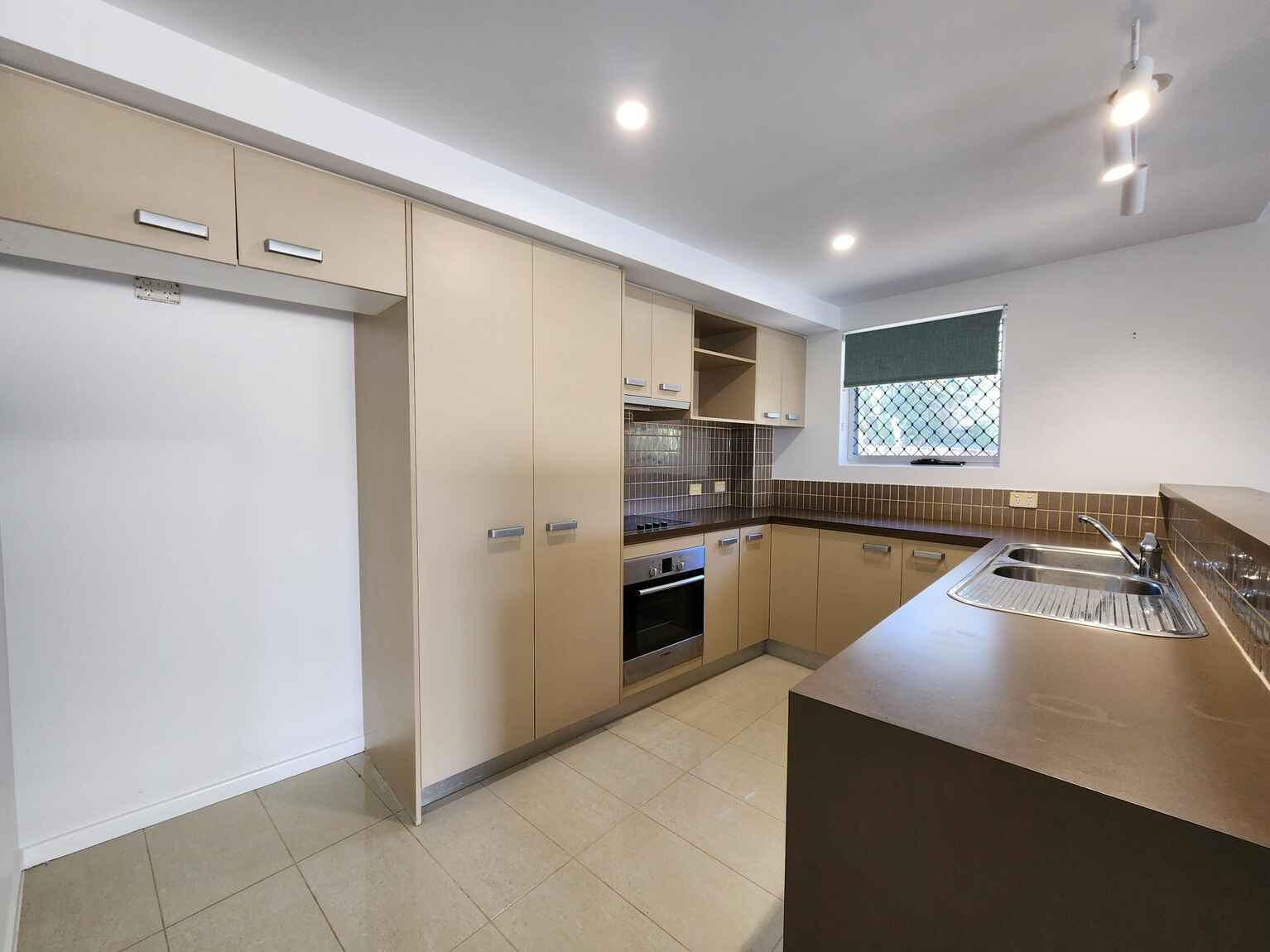 5/12 Edward Street Caboolture South