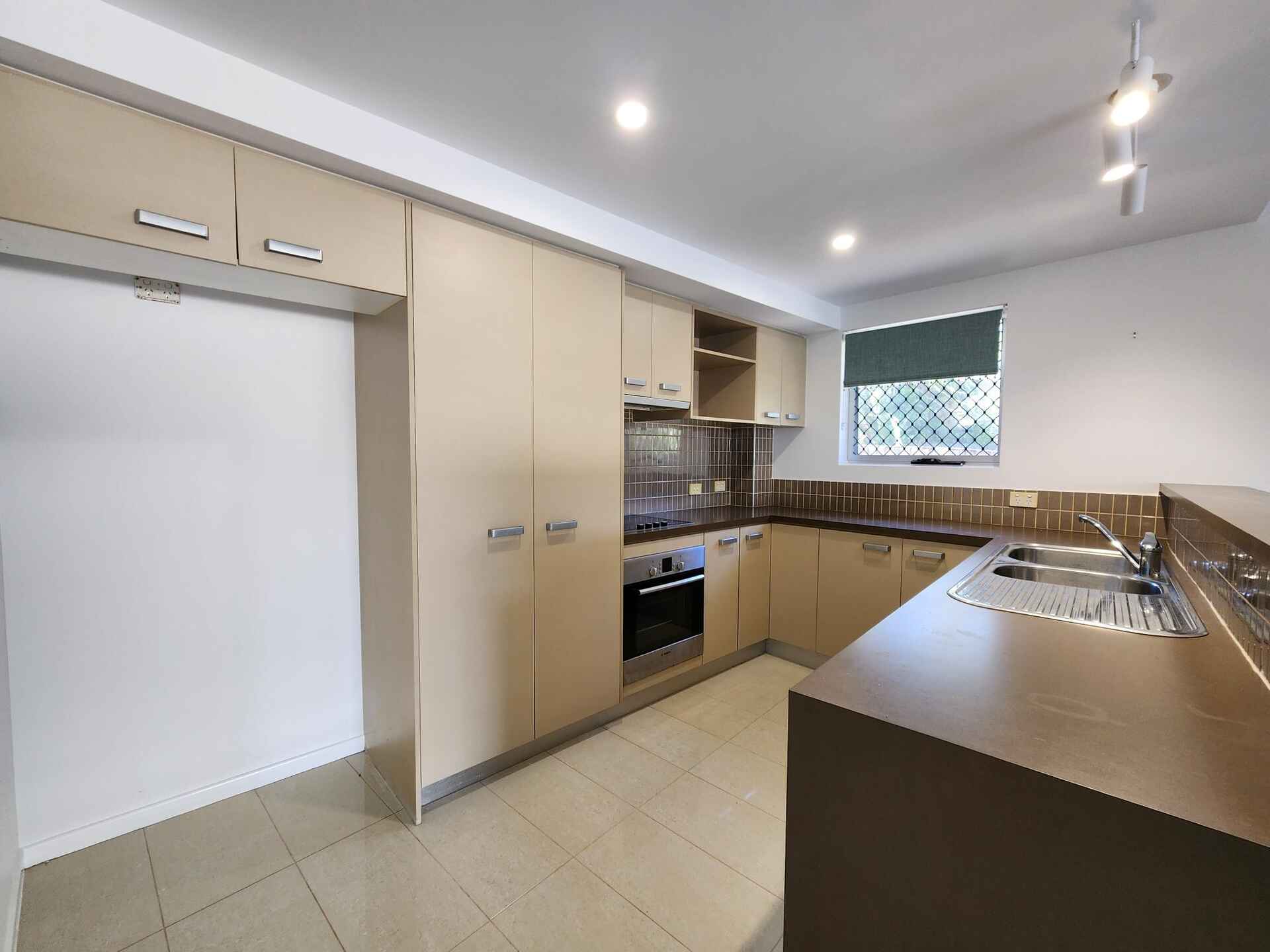 5/12 Edward Street Caboolture South
