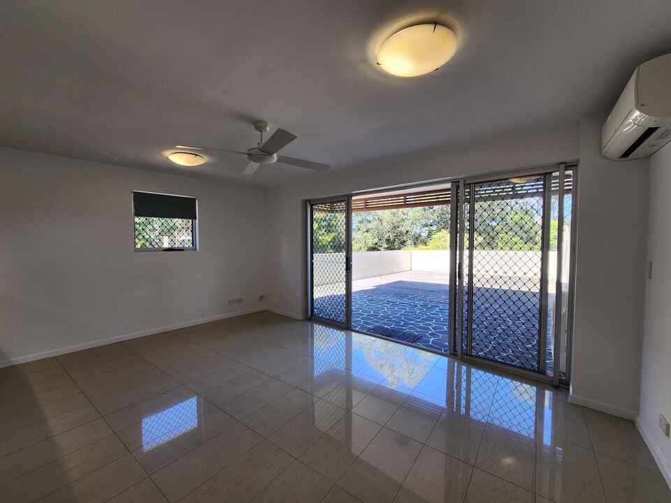 5/12 Edward Street Caboolture South