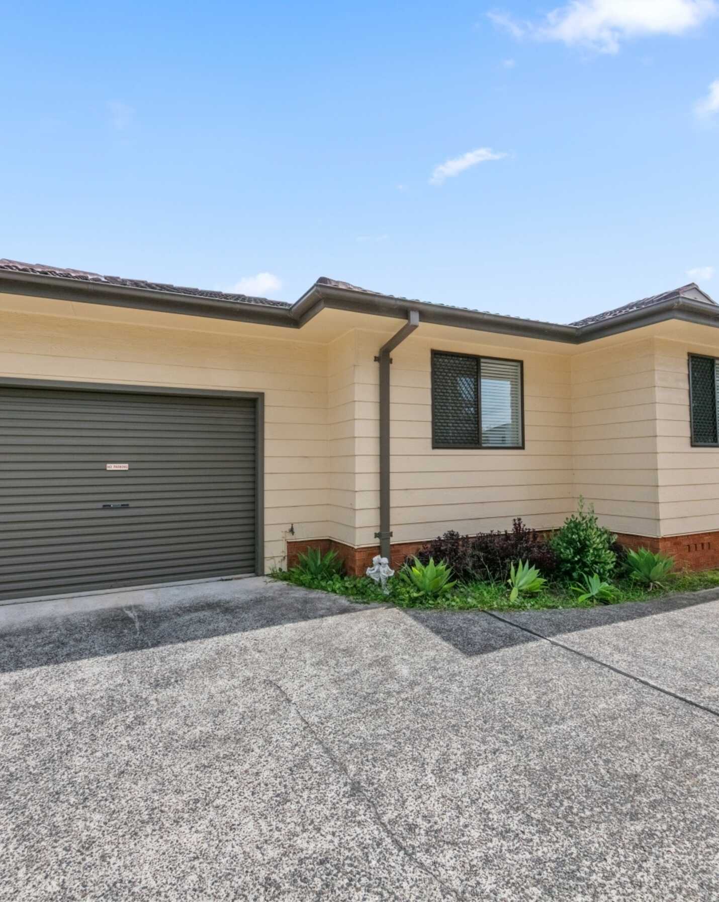 1/16 Greenfield Road Empire Bay, Bay - Image 1