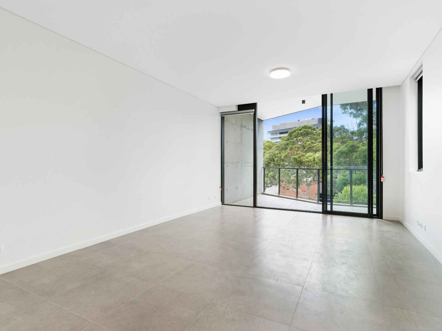 318/10-20 McEvoy Street Waterloo