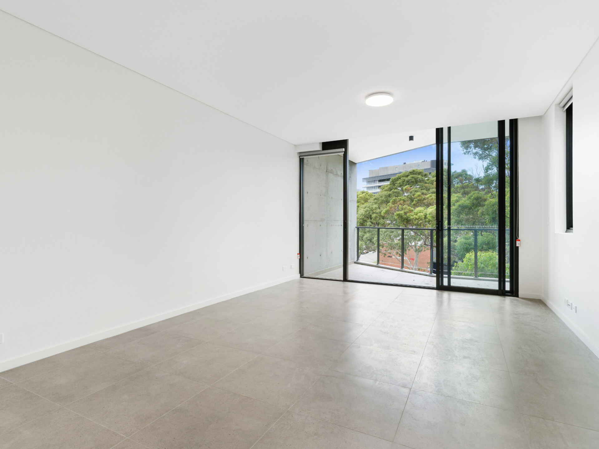 318/10-20 McEvoy Street Waterloo