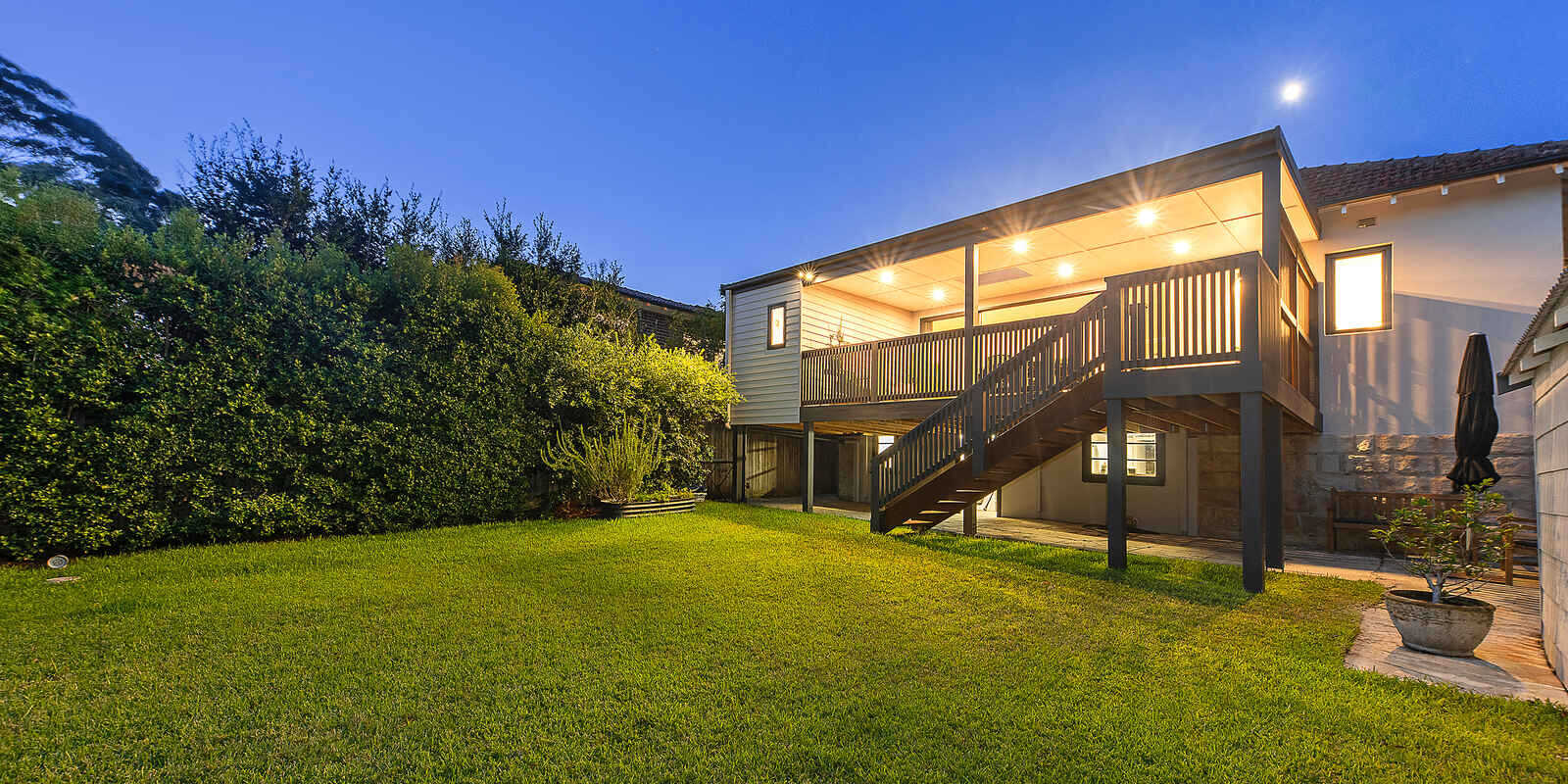 18 Baringa Road Northbridge