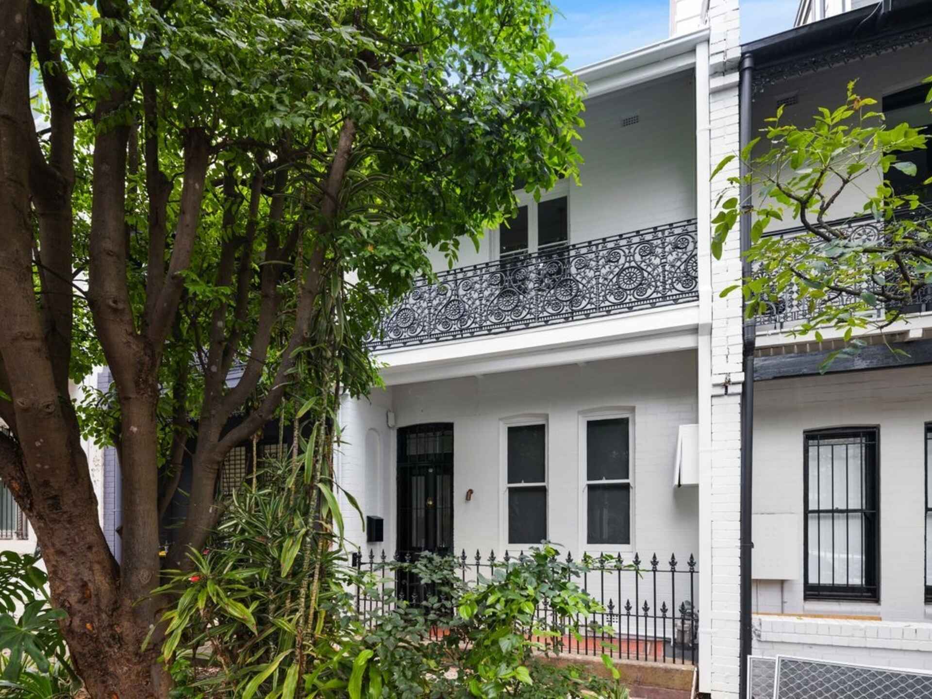 27  Albion Avenue Paddington