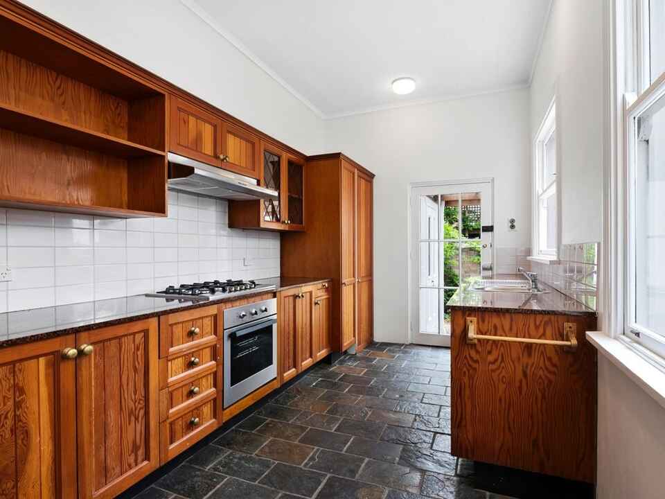 27  Albion Avenue Paddington